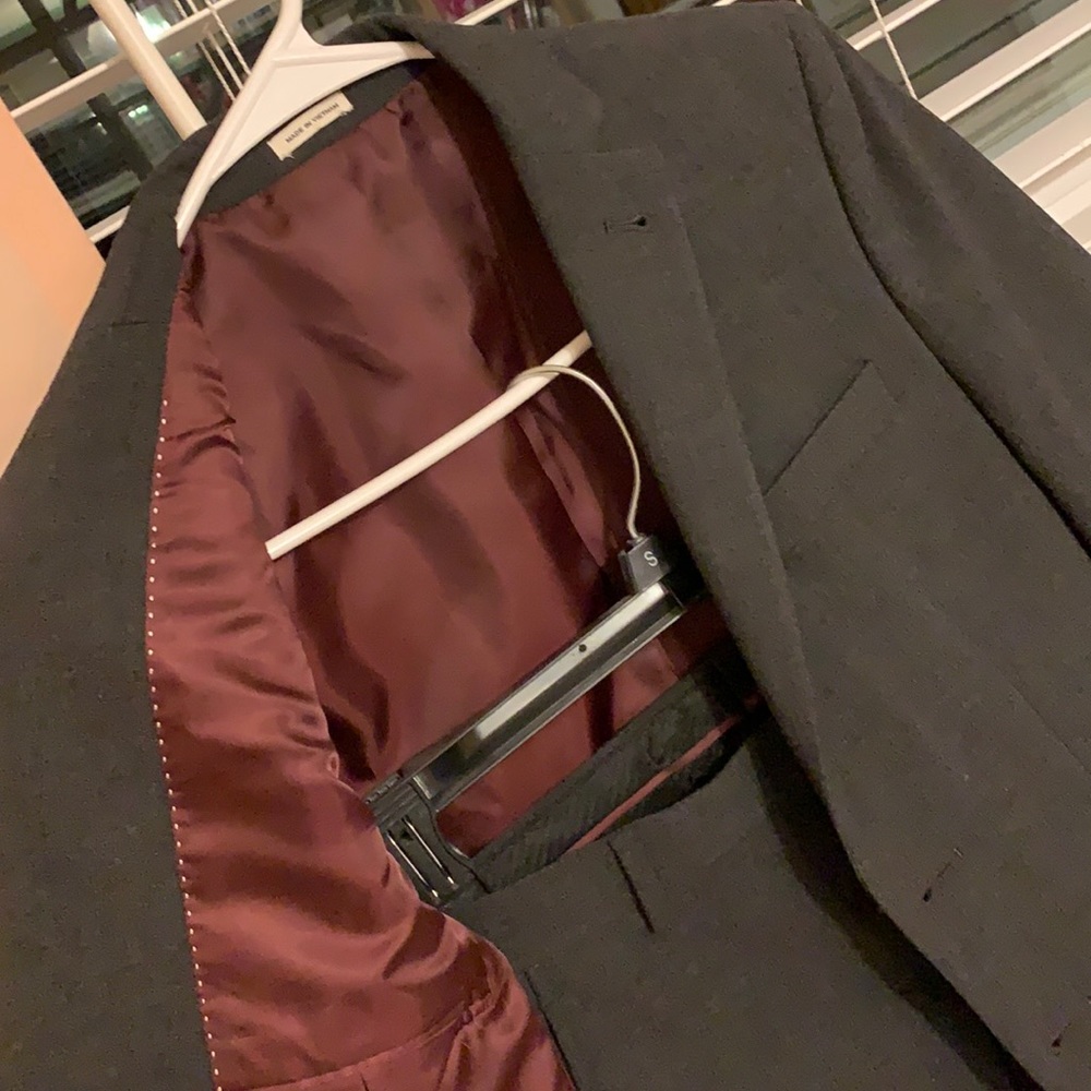 Joseph Abboud boy’s suit